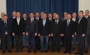 TOP: a gazdaságélénkítő fejlesztések az elsődlegesek