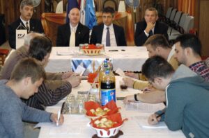 Több mint 50 kilométernyi útszakasz újul meg a megyében