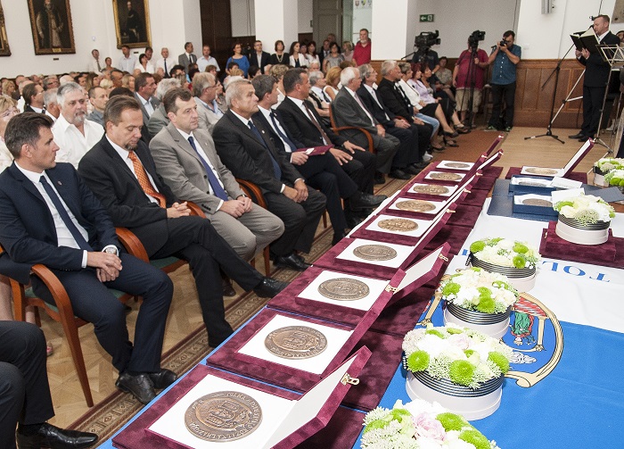 Fehérvári Tamás: értékeket védelmező megyére van szükség