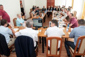 Közgyűlés: új képviselő, új rendőrfőkapitány