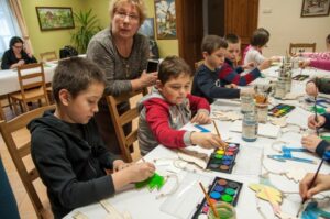 MANÓGYÁRI MANÓK MEGYEI MANUFAKTÚRÁJA