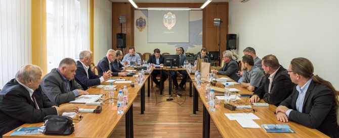 A ciklus utolsó közgyűlése