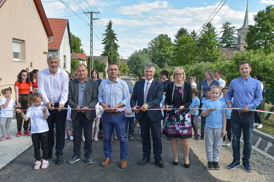 Fejlődik Alsónána