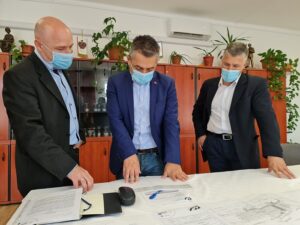 Folytatódnak az útfejlesztések