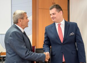 Társadalmi megbízatású alelnök tett esküt