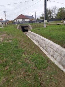 ÚJ CSAPADÉKVÍZ-ELVEZETŐ RENDSZER ÉPÜLT KI ÚJIREGEN