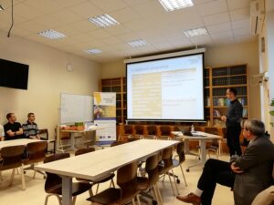 Szakmai egyeztetés a gyógyászati segédeszközökkel kapcsolatos kutatás és fejlesztés lehetőségeiről, kiválósági területeiről