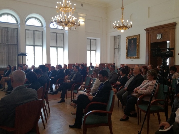 6. fotó (Vármegyeháza)