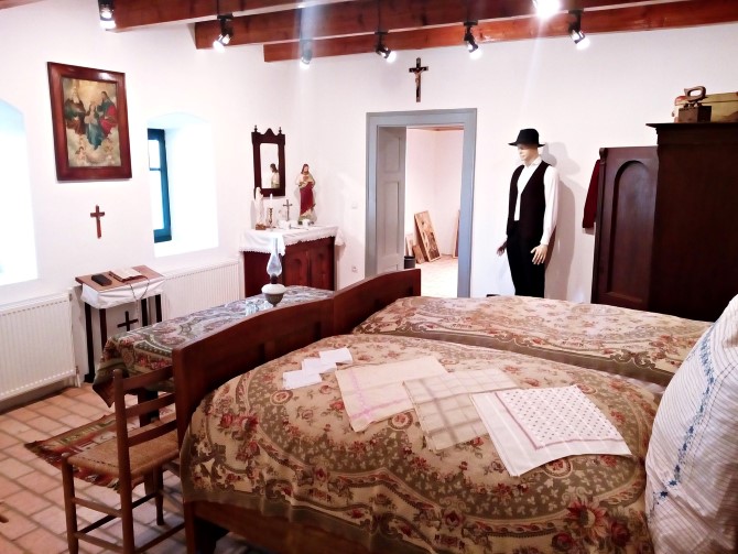 Staub_emlékház_Németkér